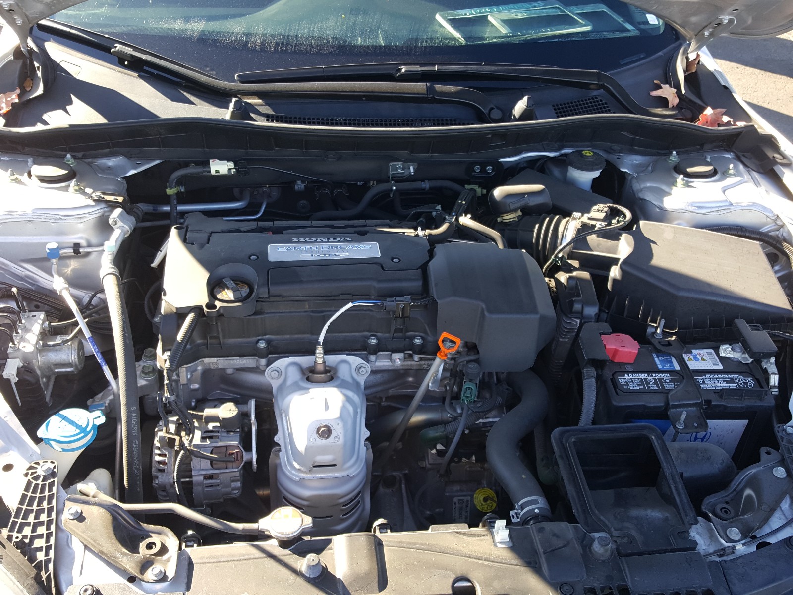 Photo 6 VIN: 1HGCR2F30DA148375 - HONDA ACCORD LX 