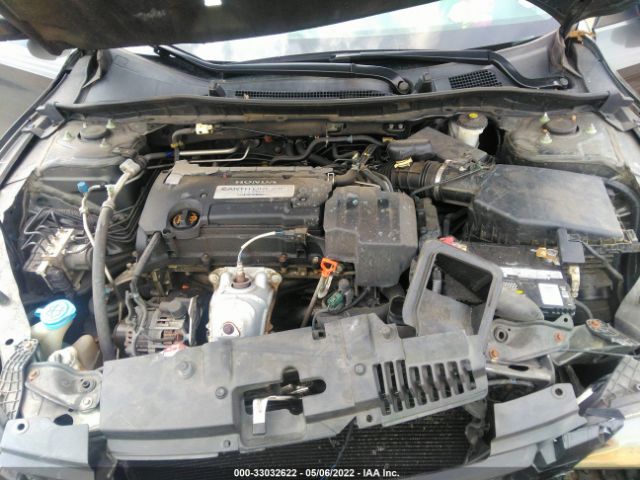 Photo 9 VIN: 1HGCR2F30DA152183 - HONDA ACCORD SDN 