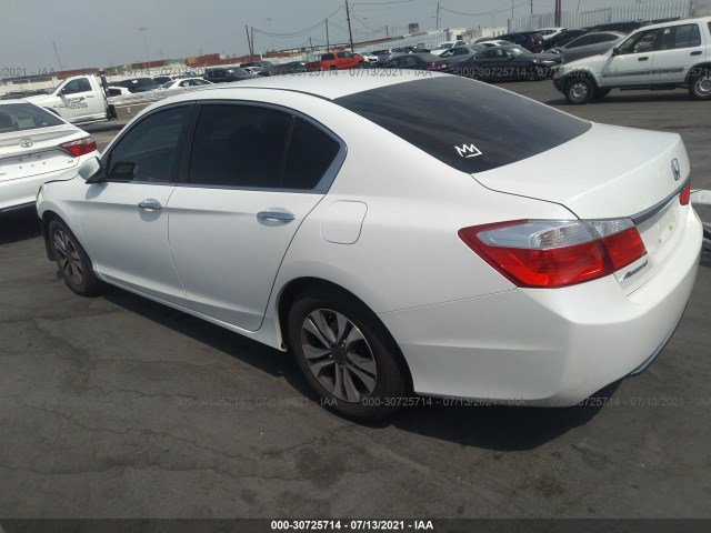 Photo 2 VIN: 1HGCR2F30DA161093 - HONDA ACCORD SDN 