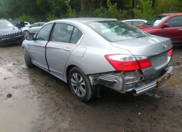 Photo 2 VIN: 1HGCR2F30DA221096 - HONDA ACCORD SDN 