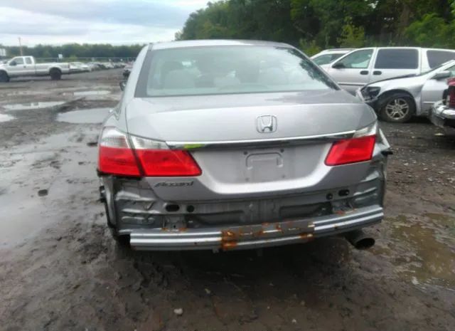 Photo 5 VIN: 1HGCR2F30DA221096 - HONDA ACCORD SDN 