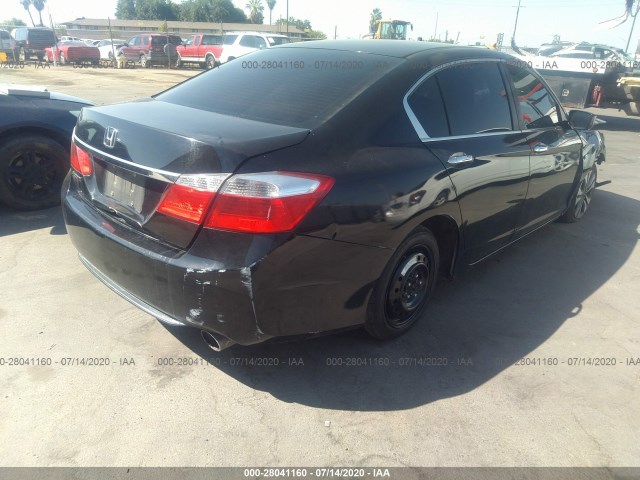 Photo 3 VIN: 1HGCR2F30DA242613 - HONDA ACCORD SDN 