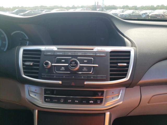 Photo 8 VIN: 1HGCR2F30DA255197 - HONDA ACCORD LX 