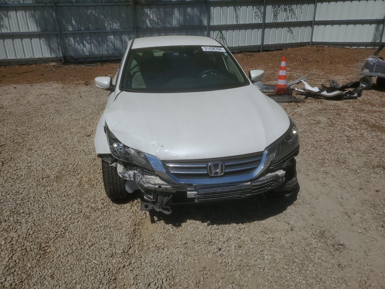 Photo 4 VIN: 1HGCR2F30EA051940 - HONDA ACCORD 