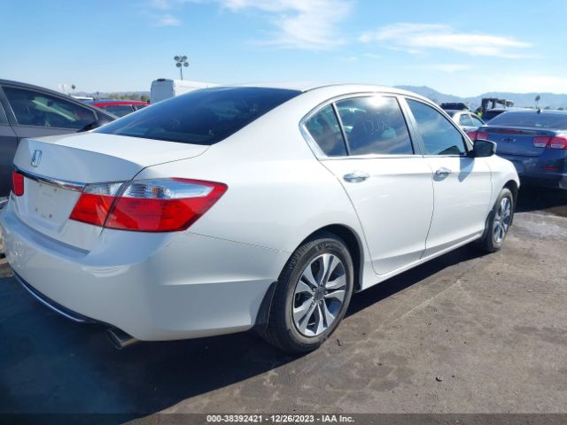 Photo 3 VIN: 1HGCR2F30EA061402 - HONDA ACCORD 