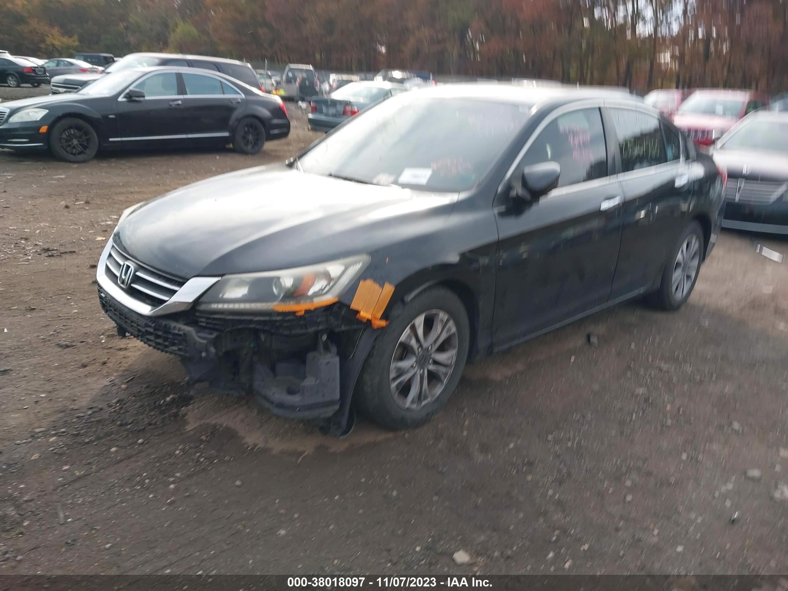 Photo 1 VIN: 1HGCR2F30EA101087 - HONDA ACCORD 