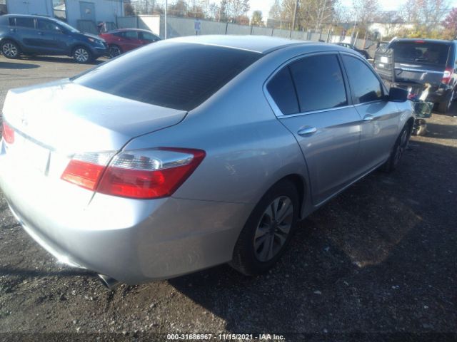 Photo 3 VIN: 1HGCR2F30EA102594 - HONDA ACCORD SEDAN 