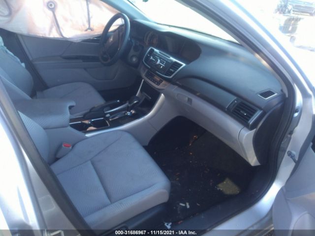 Photo 4 VIN: 1HGCR2F30EA102594 - HONDA ACCORD SEDAN 