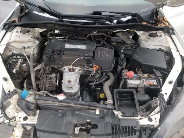 Photo 6 VIN: 1HGCR2F30EA113921 - HONDA ACCORD LX 