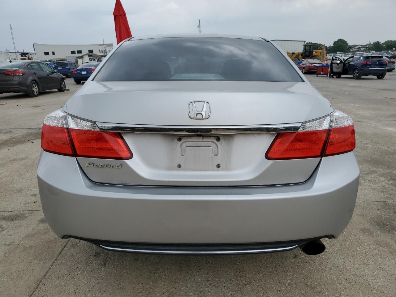 Photo 5 VIN: 1HGCR2F30EA188702 - HONDA ACCORD 