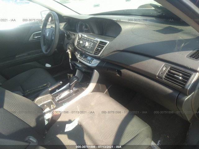 Photo 4 VIN: 1HGCR2F30EA206597 - HONDA ACCORD SEDAN 