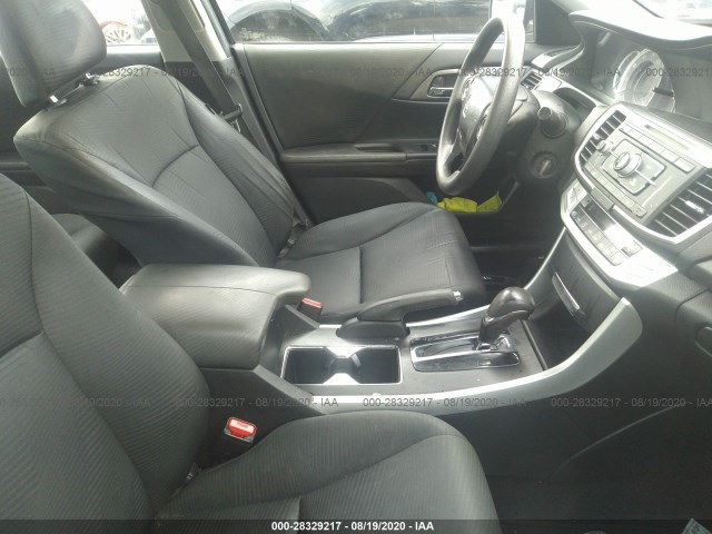 Photo 4 VIN: 1HGCR2F30EA223500 - HONDA ACCORD SEDAN 