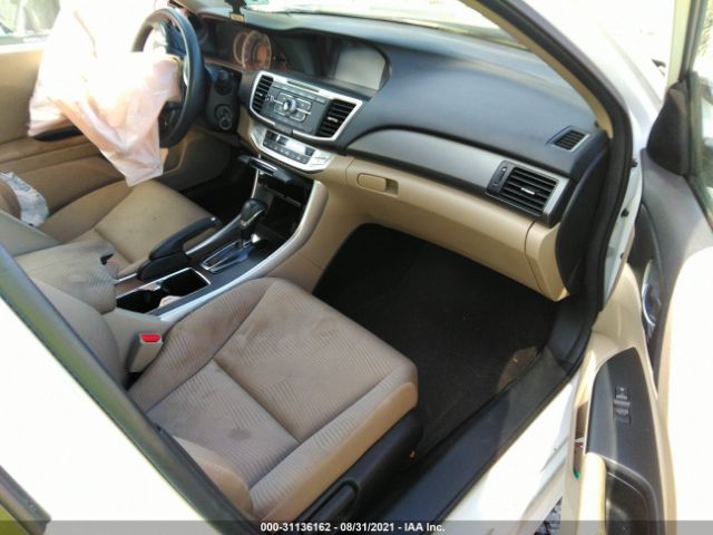 Photo 4 VIN: 1HGCR2F30FA018678 - HONDA ACCORD SEDAN 