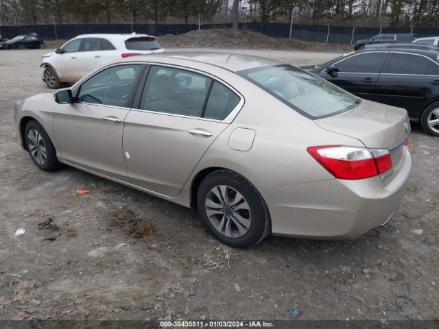 Photo 2 VIN: 1HGCR2F30FA020317 - HONDA ACCORD 