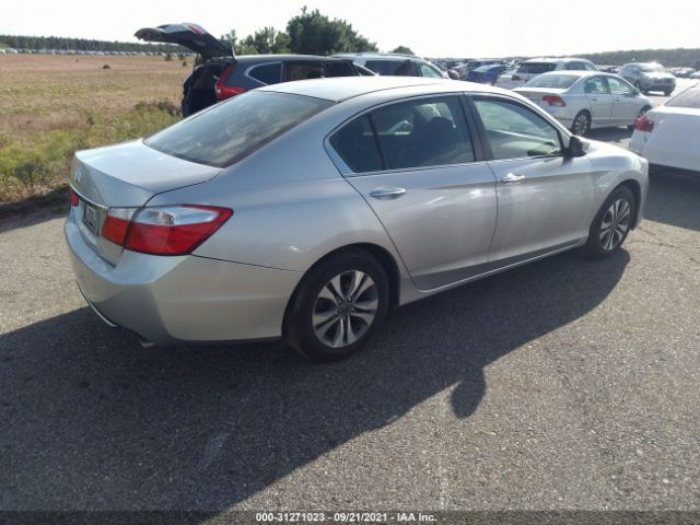 Photo 3 VIN: 1HGCR2F30FA024707 - HONDA ACCORD SEDAN 