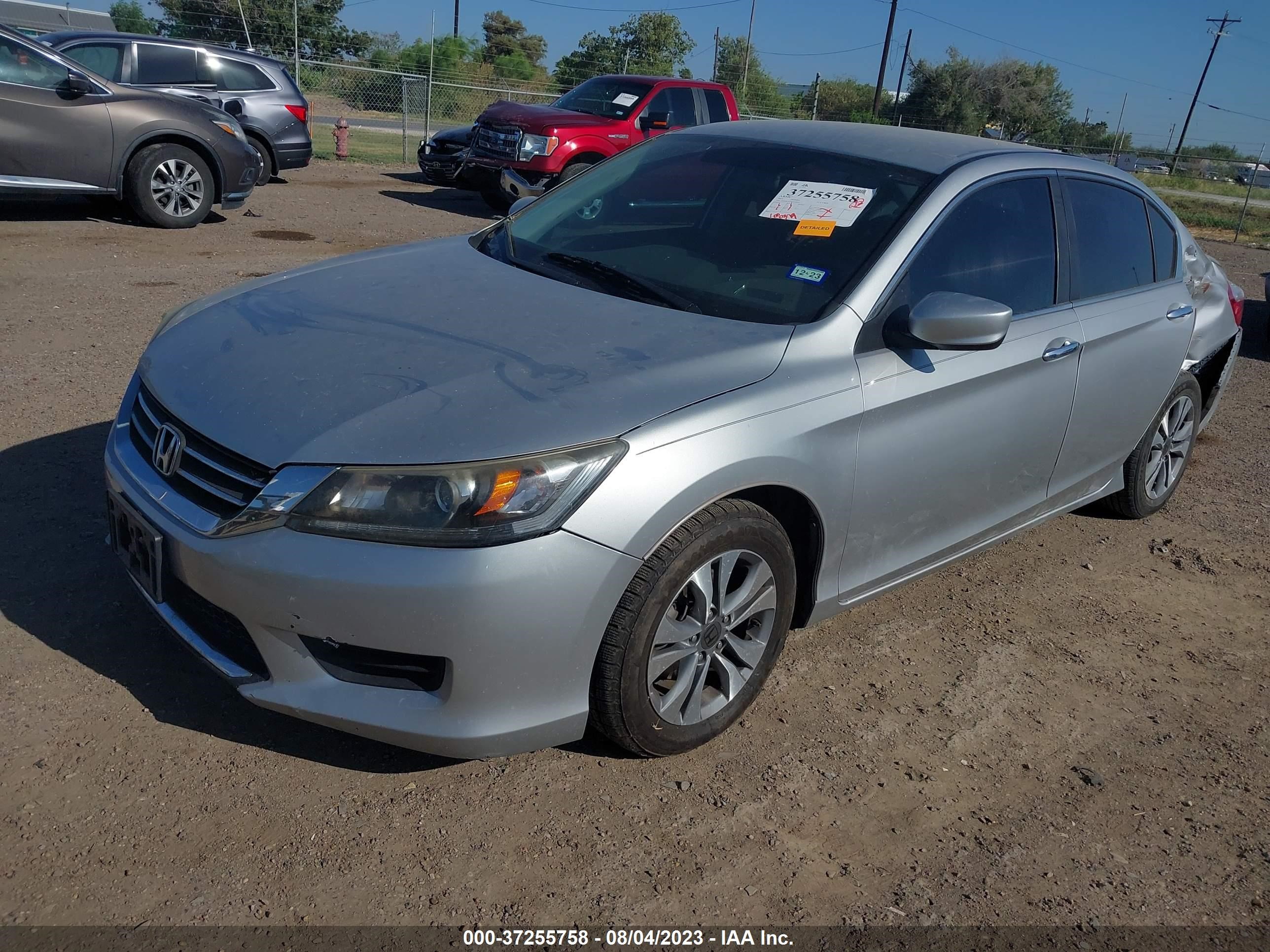 Photo 1 VIN: 1HGCR2F30FA064933 - HONDA ACCORD 