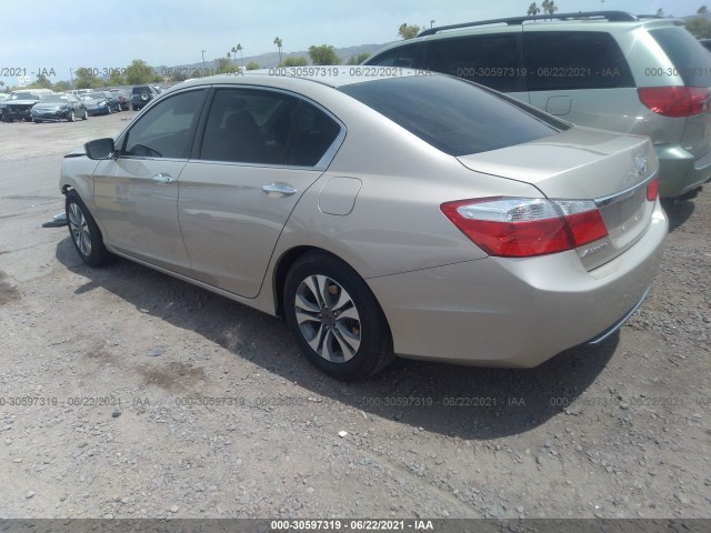 Photo 2 VIN: 1HGCR2F30FA066682 - HONDA ACCORD SEDAN 