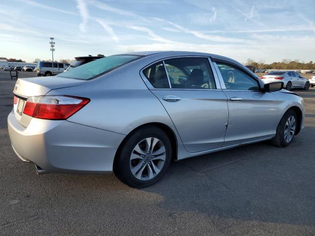 Photo 2 VIN: 1HGCR2F30FA077942 - HONDA ACCORD LX 