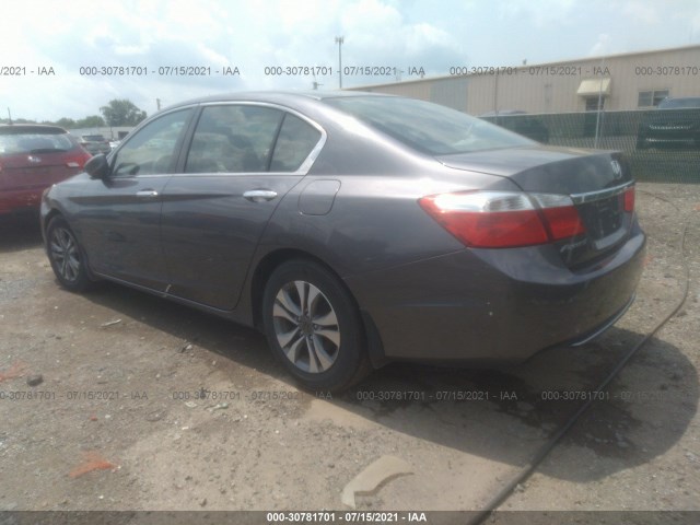 Photo 2 VIN: 1HGCR2F30FA080050 - HONDA ACCORD SEDAN 