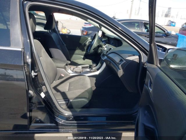 Photo 4 VIN: 1HGCR2F30FA107618 - HONDA ACCORD 