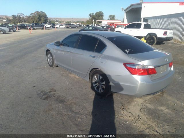 Photo 2 VIN: 1HGCR2F30FA128193 - HONDA ACCORD SEDAN 