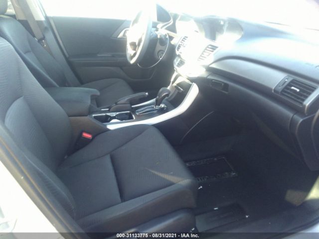 Photo 4 VIN: 1HGCR2F30FA128193 - HONDA ACCORD SEDAN 