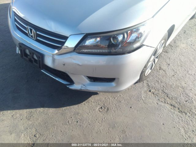 Photo 5 VIN: 1HGCR2F30FA128193 - HONDA ACCORD SEDAN 