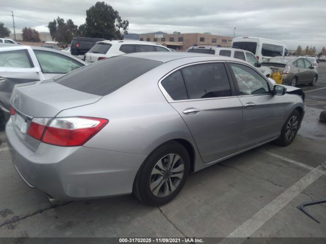 Photo 3 VIN: 1HGCR2F30FA133152 - HONDA ACCORD SEDAN 