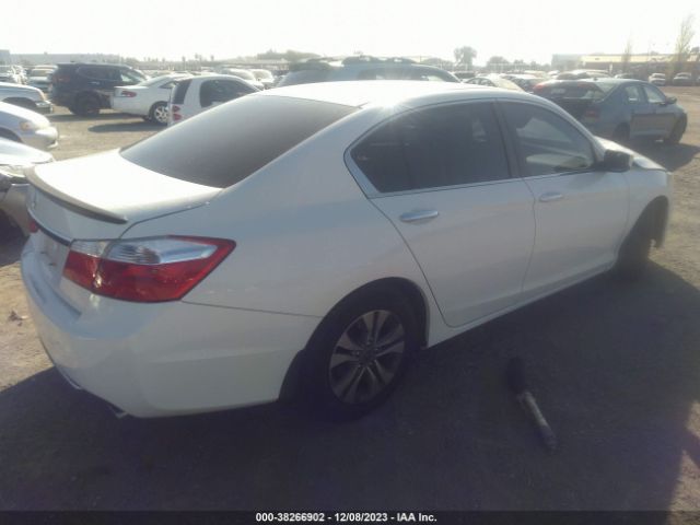 Photo 3 VIN: 1HGCR2F30FA133314 - HONDA ACCORD 