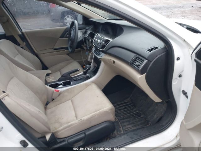 Photo 4 VIN: 1HGCR2F30FA140599 - HONDA ACCORD 