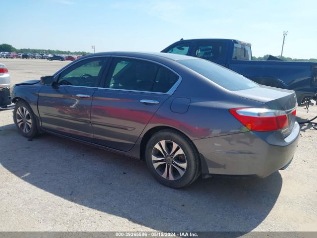 Photo 2 VIN: 1HGCR2F30FA165969 - HONDA ACCORD 