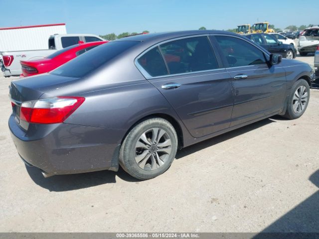 Photo 3 VIN: 1HGCR2F30FA165969 - HONDA ACCORD 