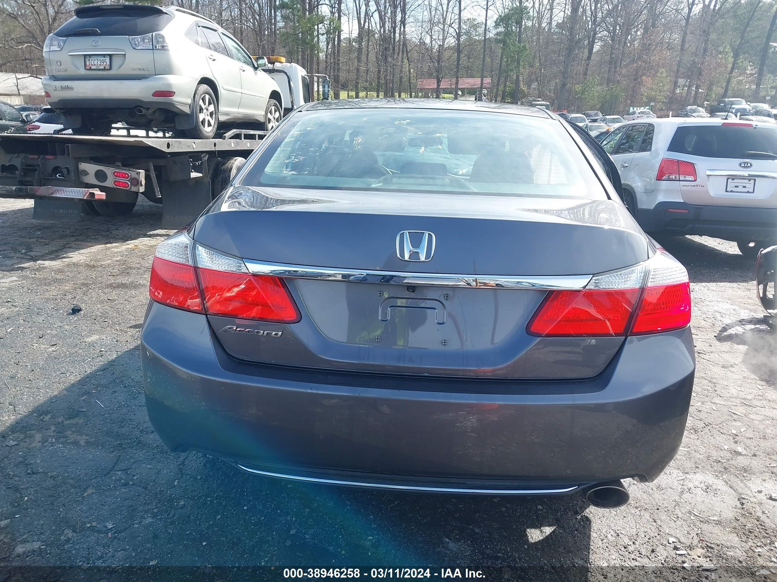 Photo 15 VIN: 1HGCR2F30FA207721 - HONDA ACCORD 