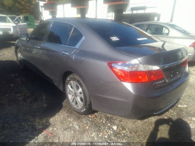 Photo 2 VIN: 1HGCR2F30FA222946 - HONDA ACCORD SEDAN 