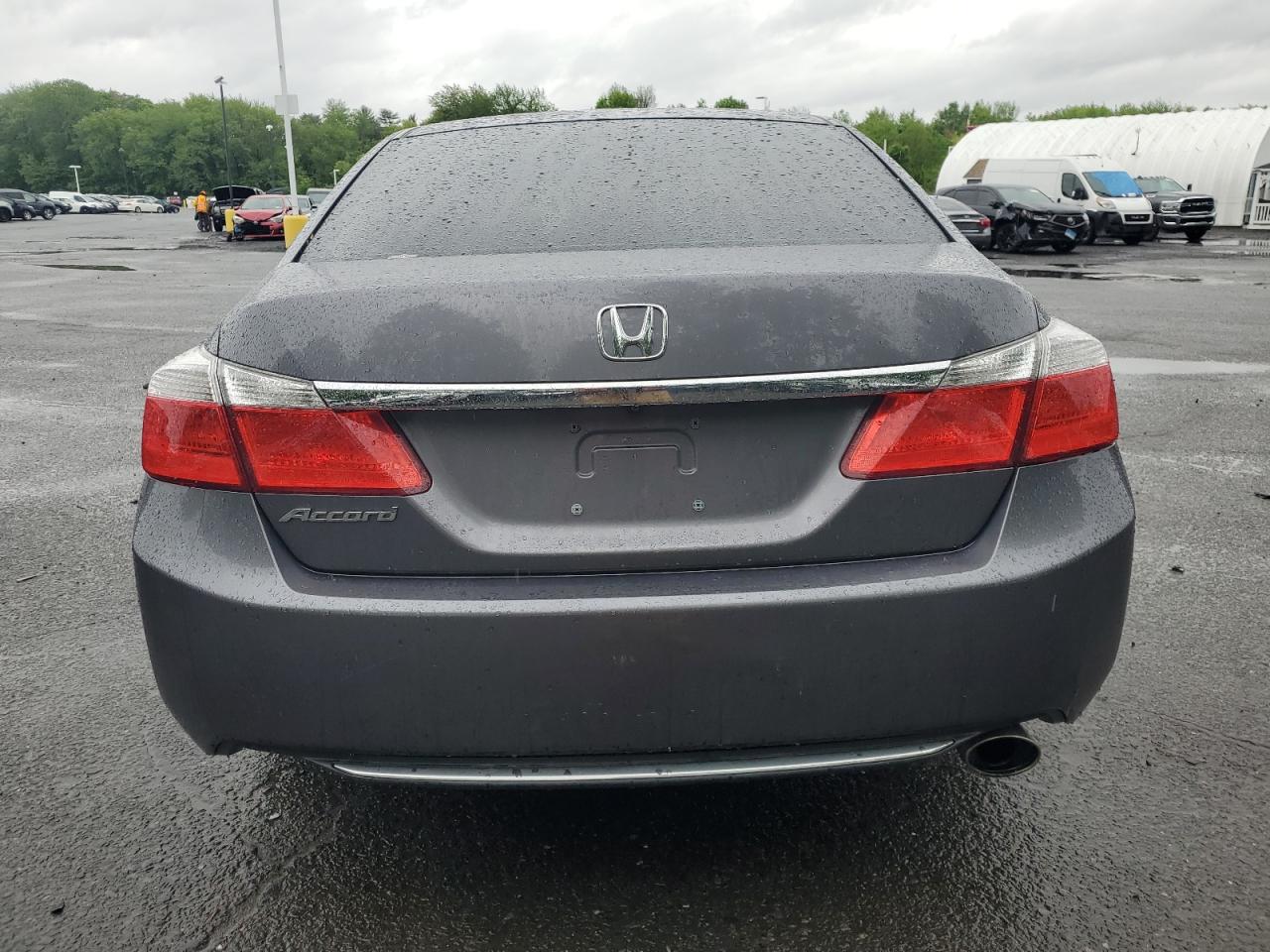 Photo 5 VIN: 1HGCR2F30FA227015 - HONDA ACCORD 