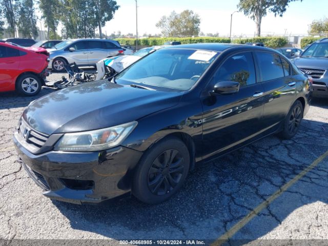 Photo 1 VIN: 1HGCR2F30FA250908 - HONDA ACCORD 