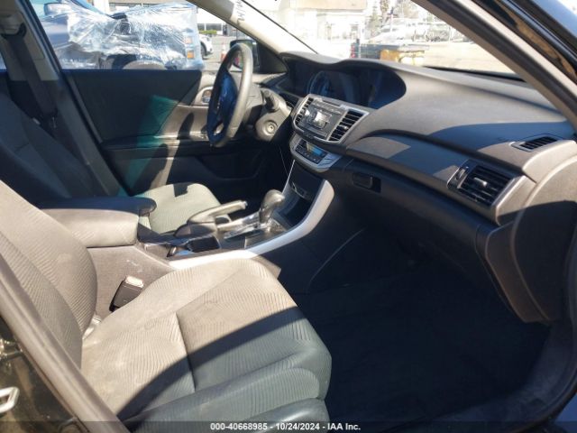 Photo 4 VIN: 1HGCR2F30FA250908 - HONDA ACCORD 