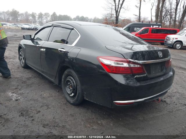 Photo 2 VIN: 1HGCR2F30GA000750 - HONDA ACCORD 