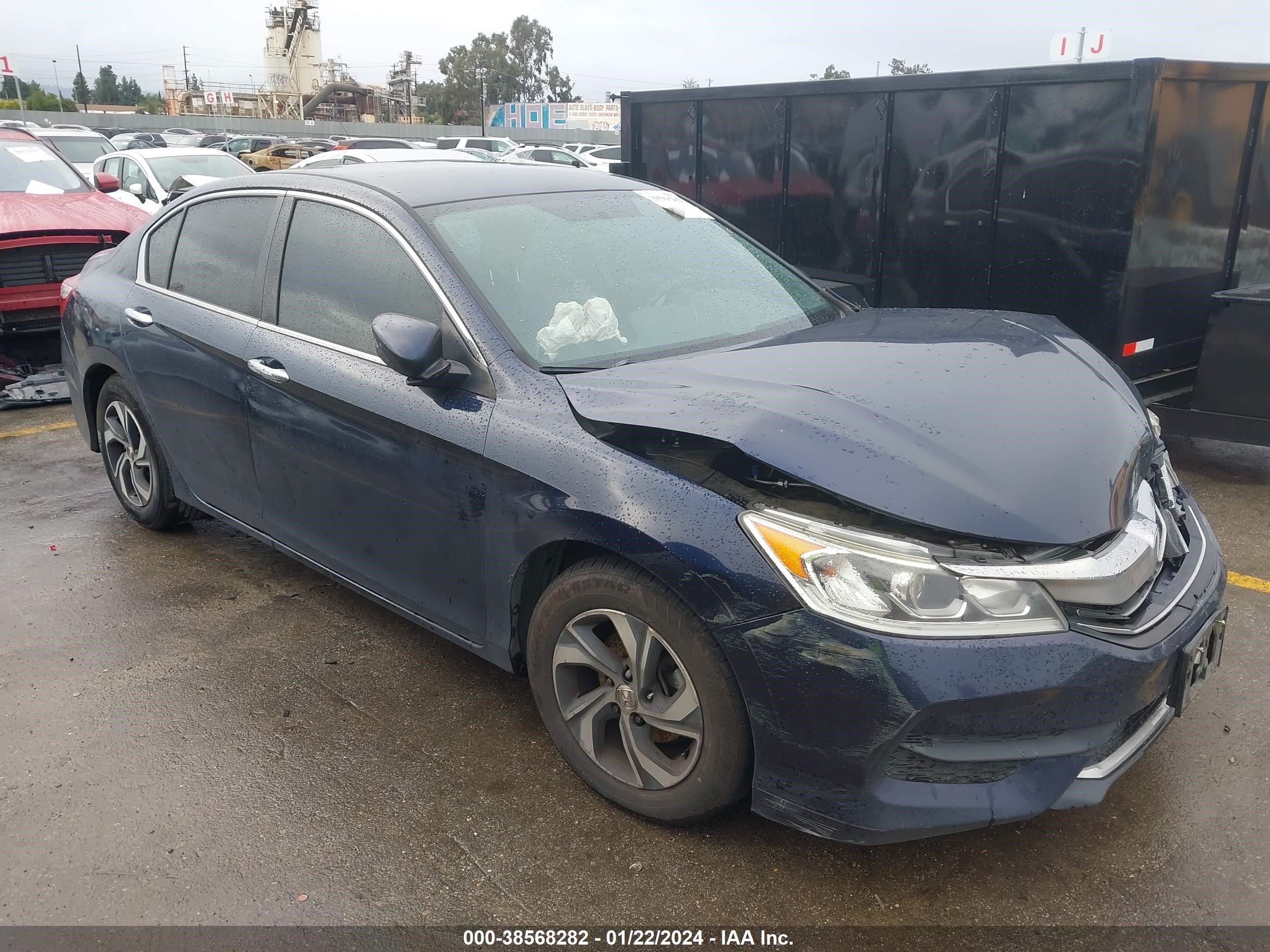 Photo 0 VIN: 1HGCR2F30GA038172 - HONDA ACCORD 