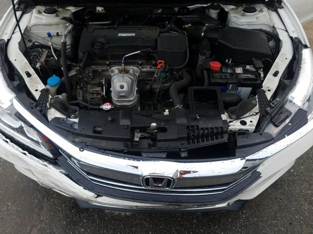 Photo 6 VIN: 1HGCR2F30GA043498 - HONDA ACCORD LX 