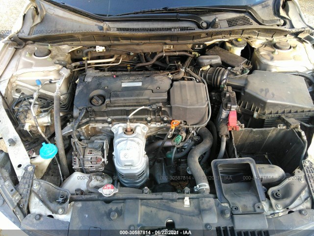 Photo 9 VIN: 1HGCR2F30GA061418 - HONDA ACCORD SEDAN 