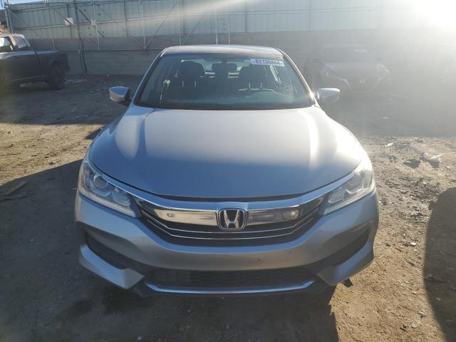 Photo 4 VIN: 1HGCR2F30GA114246 - HONDA ACCORD LX 