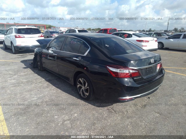 Photo 2 VIN: 1HGCR2F30GA246617 - HONDA ACCORD SEDAN 