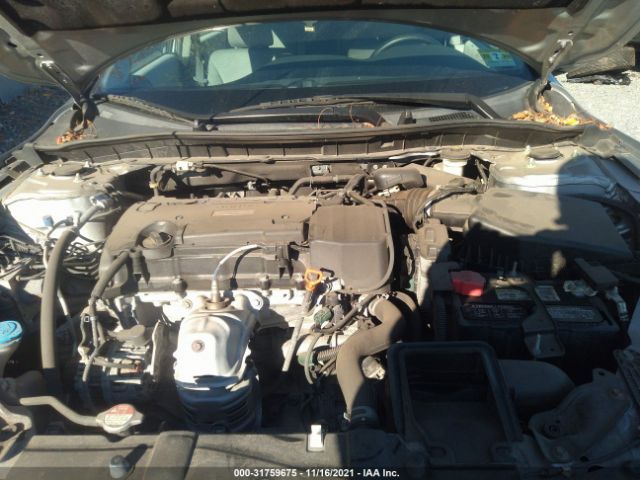 Photo 9 VIN: 1HGCR2F30GA247718 - HONDA ACCORD SEDAN 