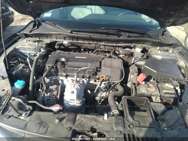 Photo 9 VIN: 1HGCR2F30HA006078 - HONDA ACCORD SEDAN 