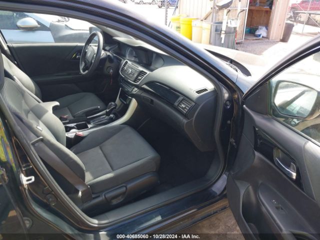 Photo 4 VIN: 1HGCR2F30HA063106 - HONDA ACCORD 