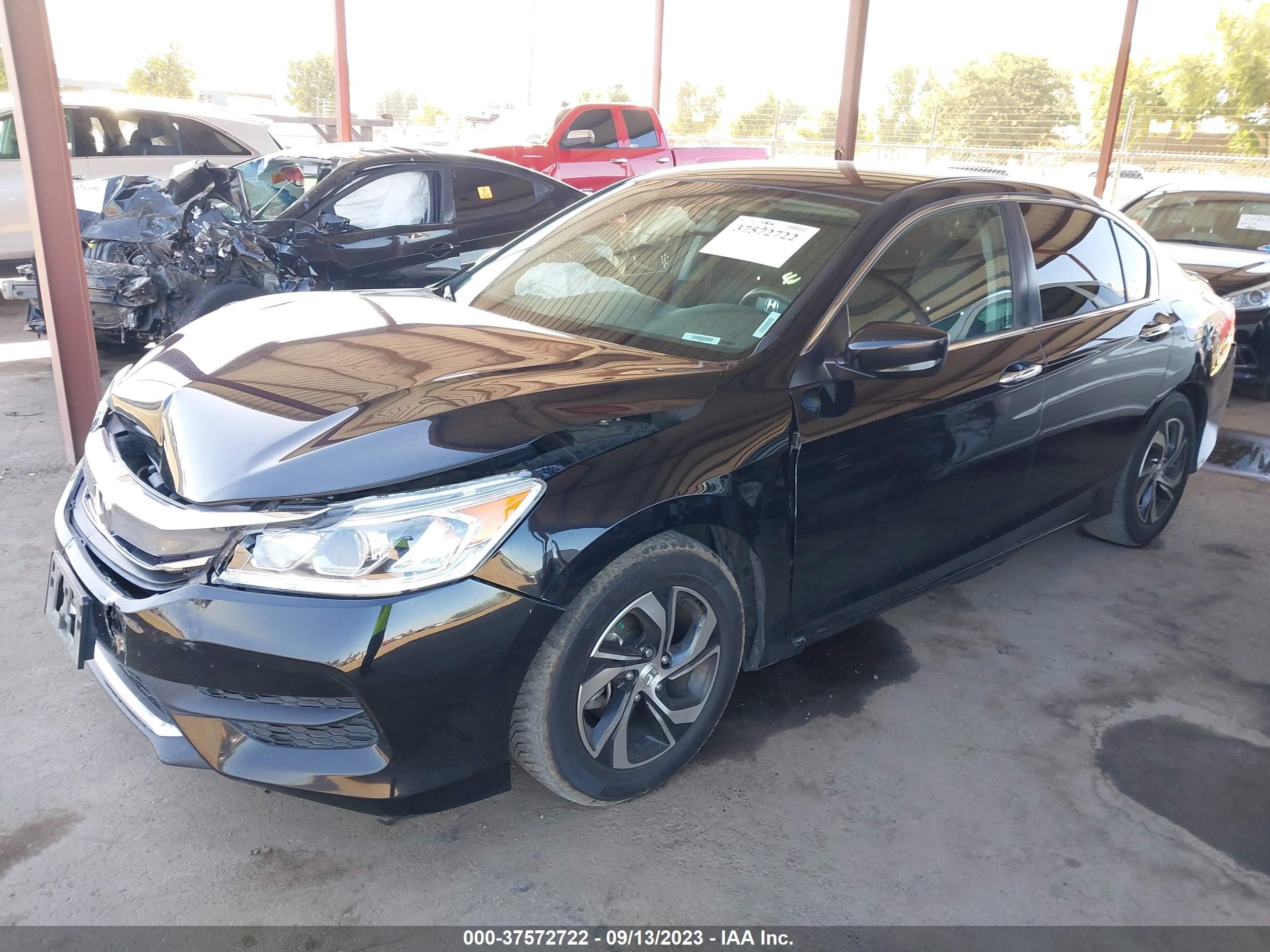 Photo 1 VIN: 1HGCR2F30HA094548 - HONDA ACCORD 