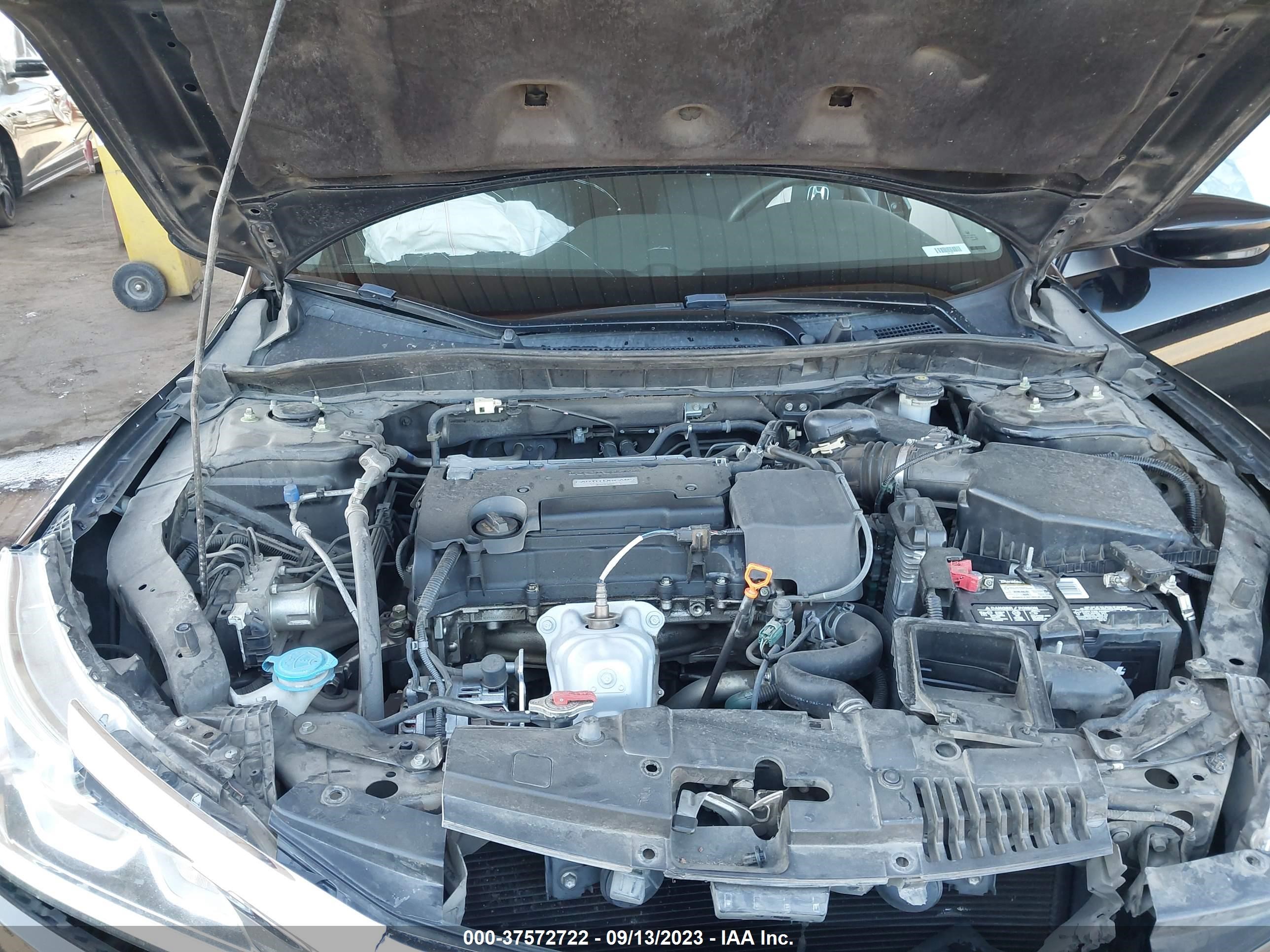 Photo 9 VIN: 1HGCR2F30HA094548 - HONDA ACCORD 