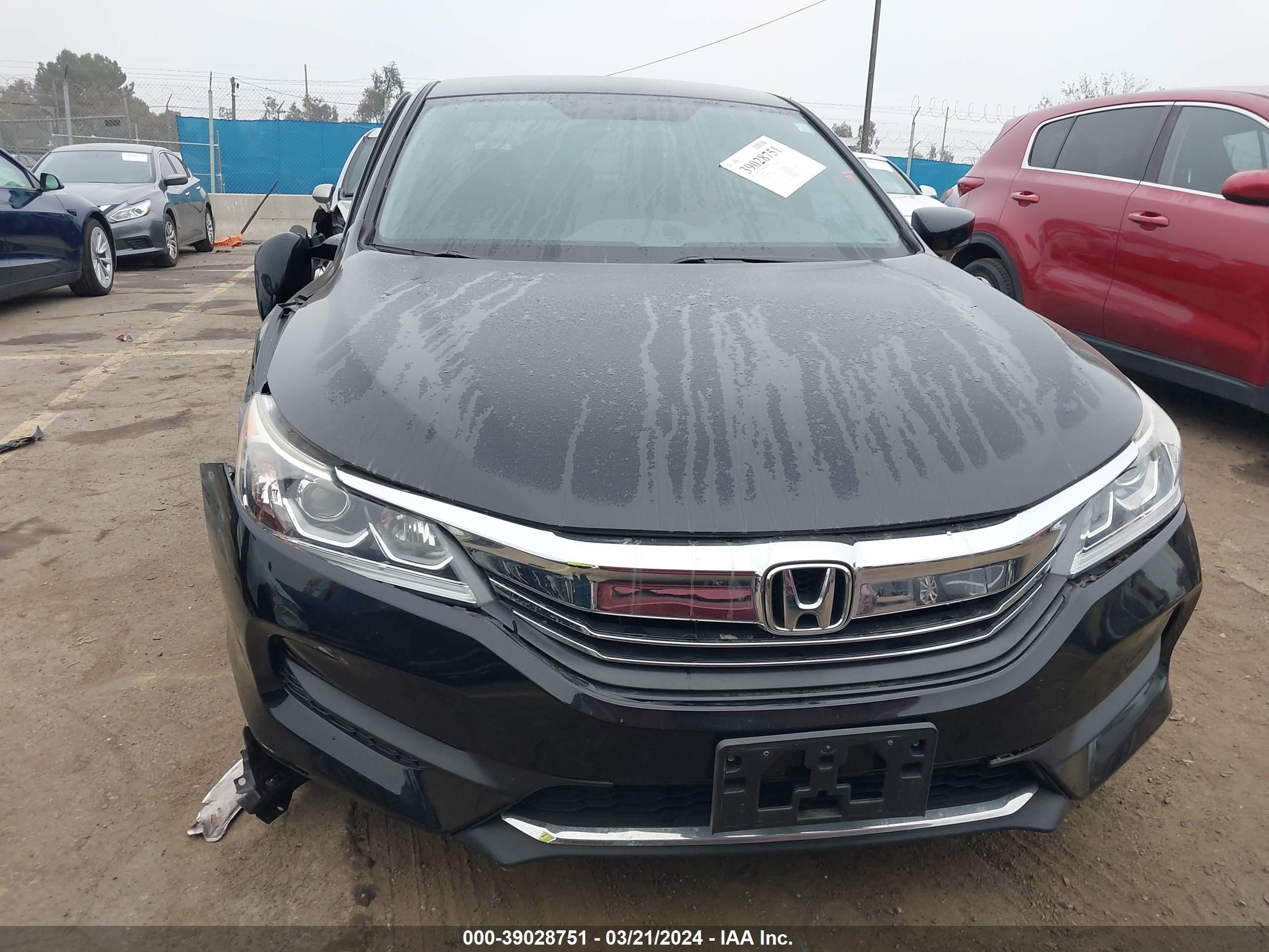 Photo 11 VIN: 1HGCR2F30HA094632 - HONDA ACCORD 