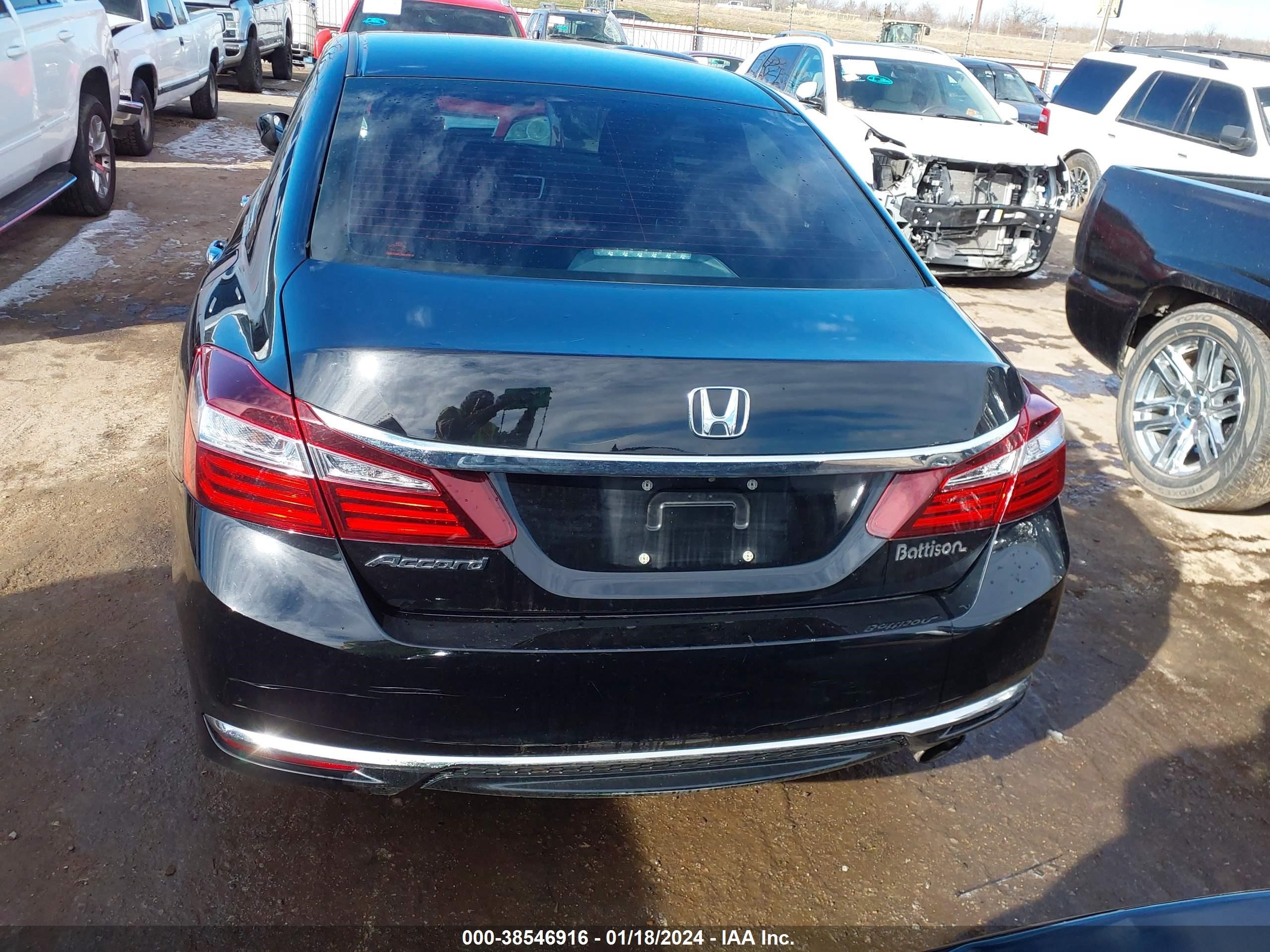 Photo 15 VIN: 1HGCR2F30HA129945 - HONDA ACCORD 